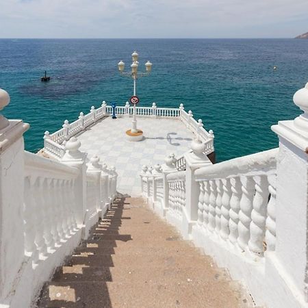 2 Bed Penthouse Apartment - Sea Views - Sleeps 4 피네스트라트 외부 사진