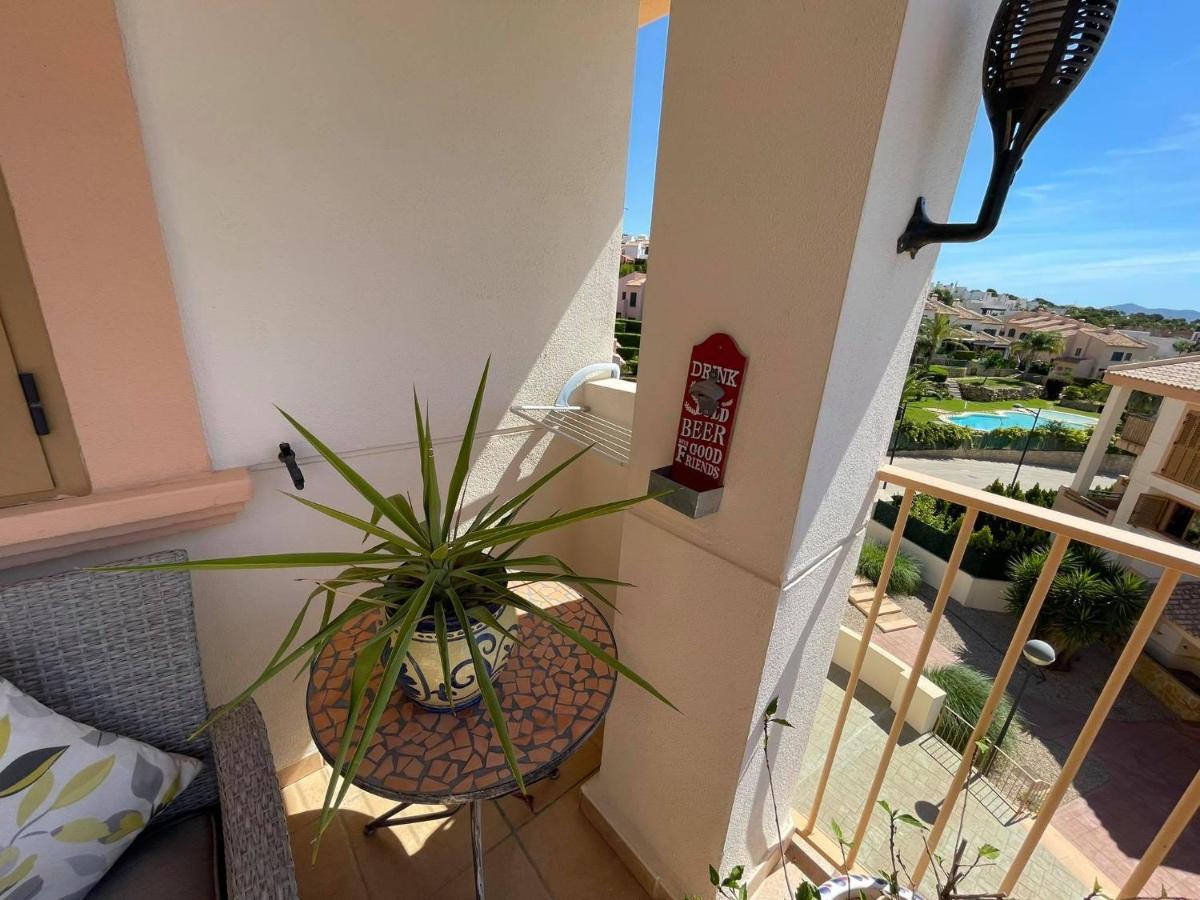 2 Bed Penthouse Apartment - Sea Views - Sleeps 4 피네스트라트 외부 사진