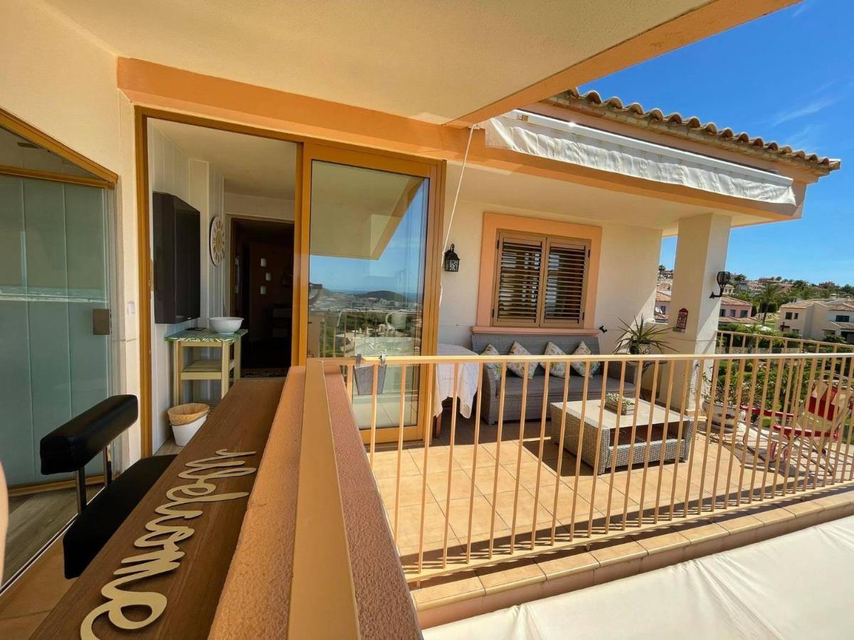 2 Bed Penthouse Apartment - Sea Views - Sleeps 4 피네스트라트 외부 사진