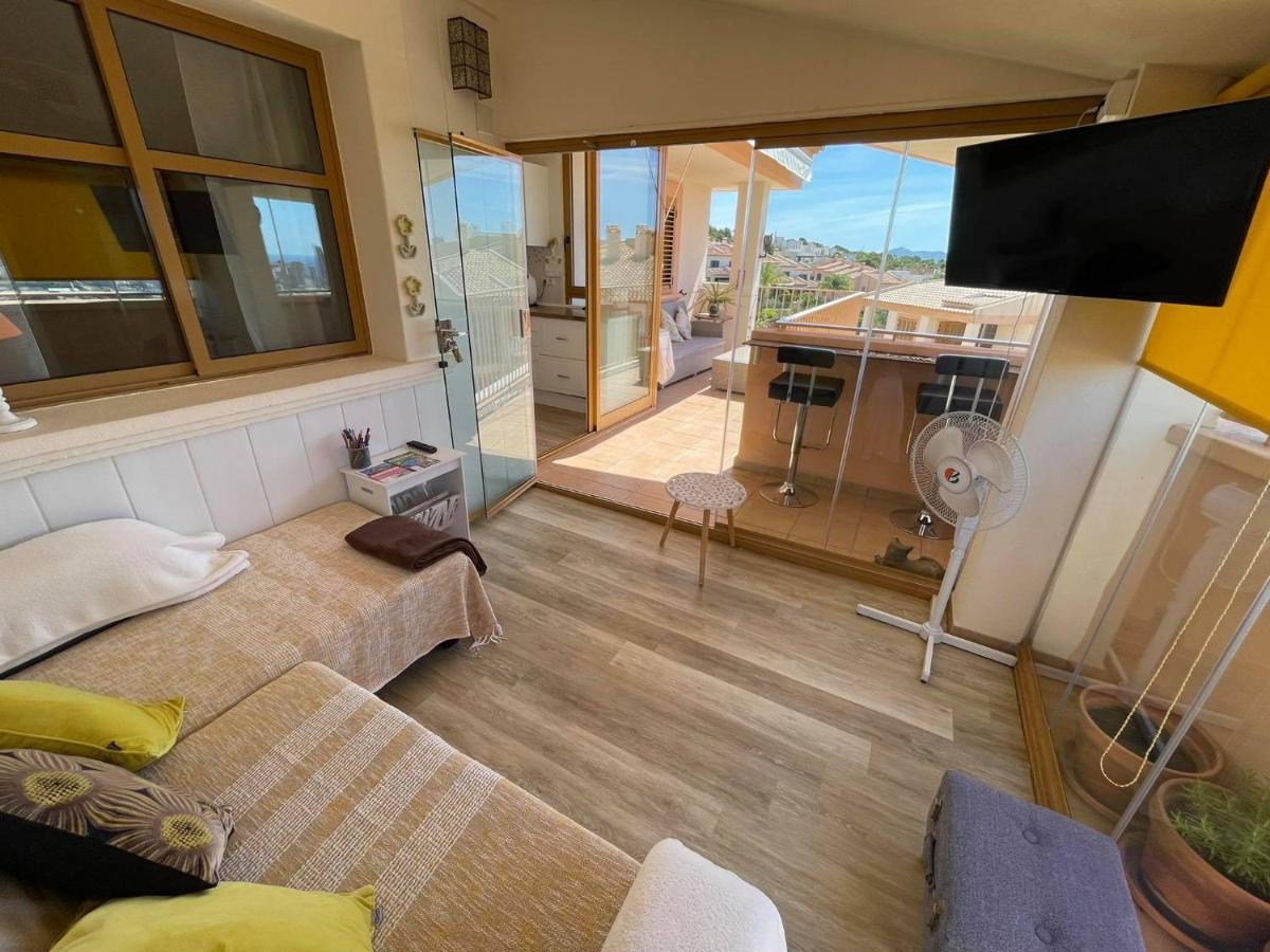 2 Bed Penthouse Apartment - Sea Views - Sleeps 4 피네스트라트 외부 사진