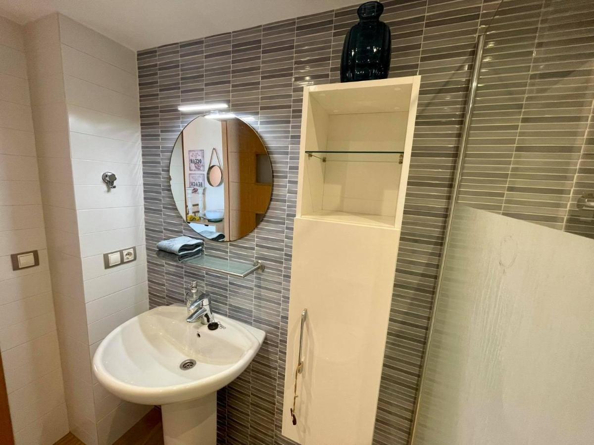 2 Bed Penthouse Apartment - Sea Views - Sleeps 4 피네스트라트 외부 사진